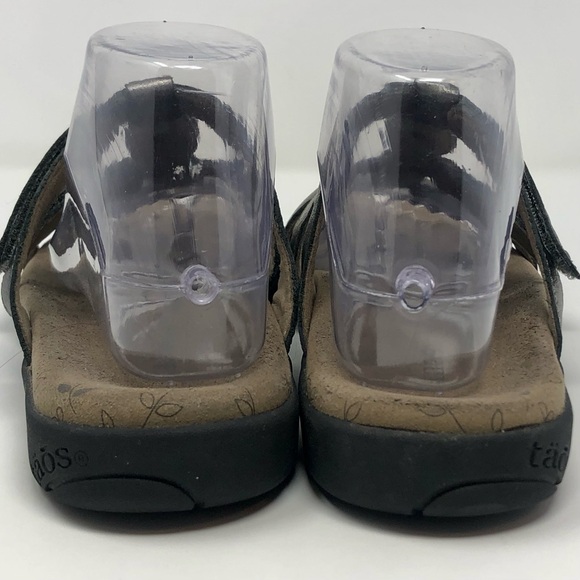 Taos Prize 4 Open Toe Sandals Pewter Gray Leather Three Strap Slip On Flip Flops - Picture 7 of 12